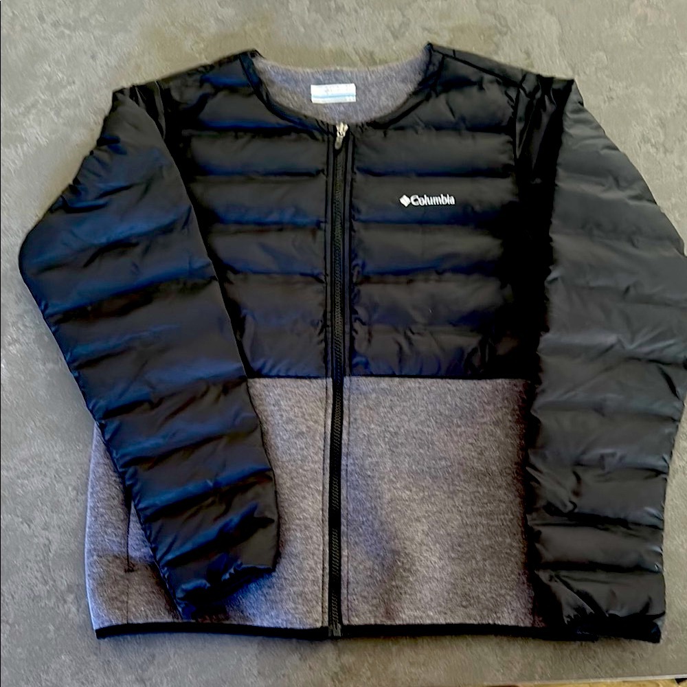 Columbia Black and Gray Two Toned Puffer Jacket